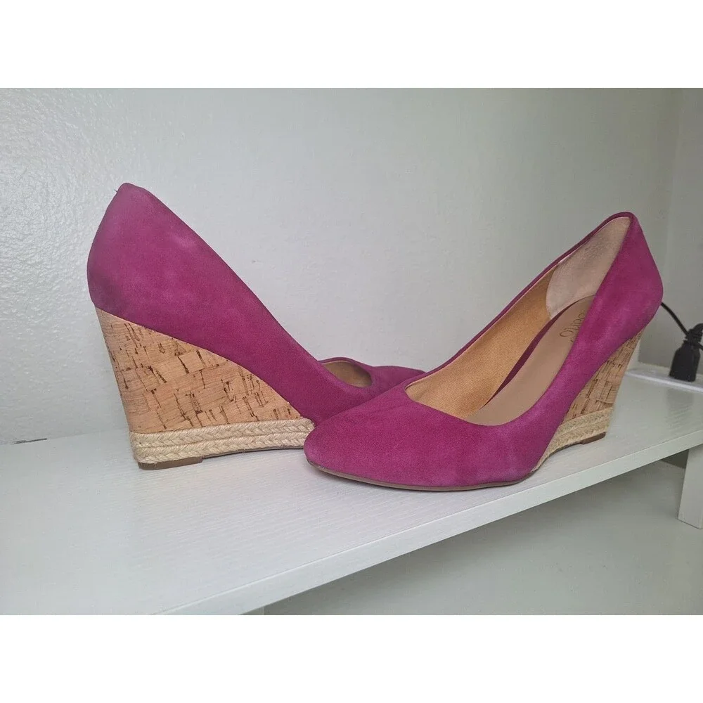 Franco Sarto Womens Oalix Pump Size 9 Magenta Pink Suede Wedge Heel Dress Shoe - Picture 2 of 8